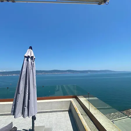 Paradiso 'в' 607 Large Luxury Apartment Nesebar