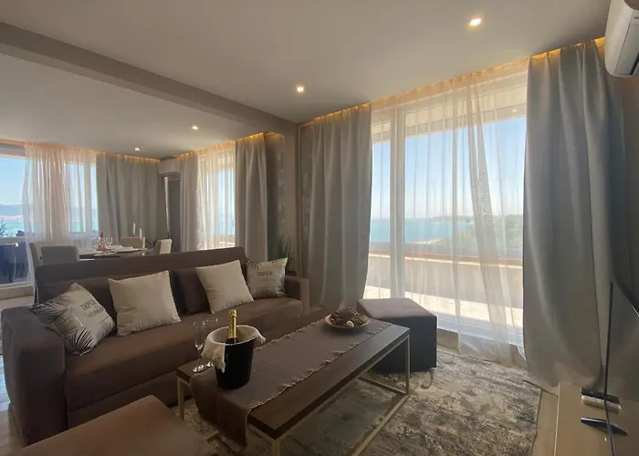 Paradiso 'в' 607 Large Luxury Appartement